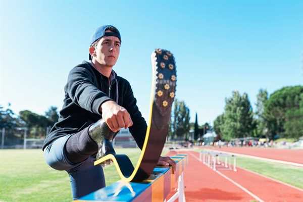 Nutrition Strategies to Enhance Driver Performance on the Track